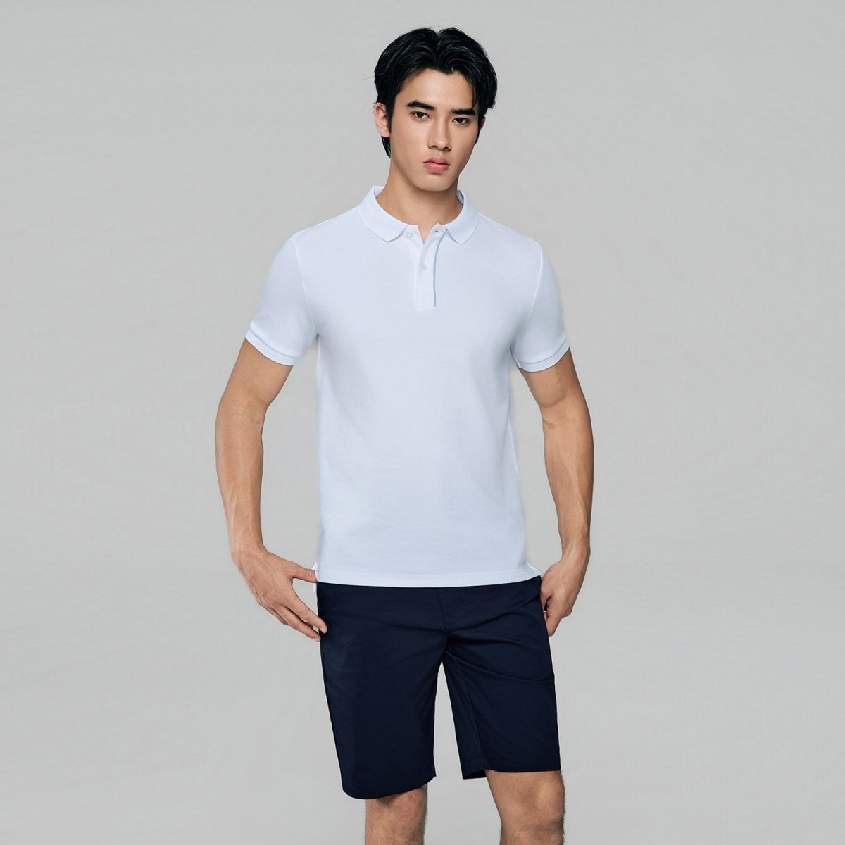 Men's Slim Fit Cool Touch Cotton Nylon Pique Flat Knit Collar Solid Polo