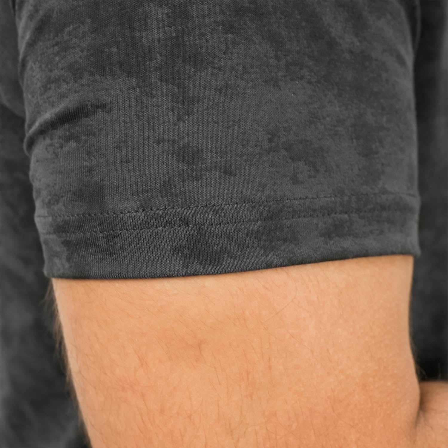 Men's All-Over Print Slim Fit Tee