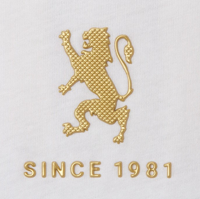 تي شيرت قطني جيرسي بطبعة نحيفة وأكمام قصيرة ورقبة دائرية