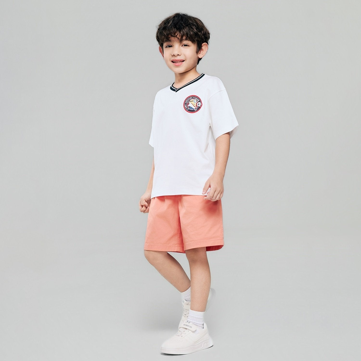 Junior Minions V Neck Relaxed Print Tee