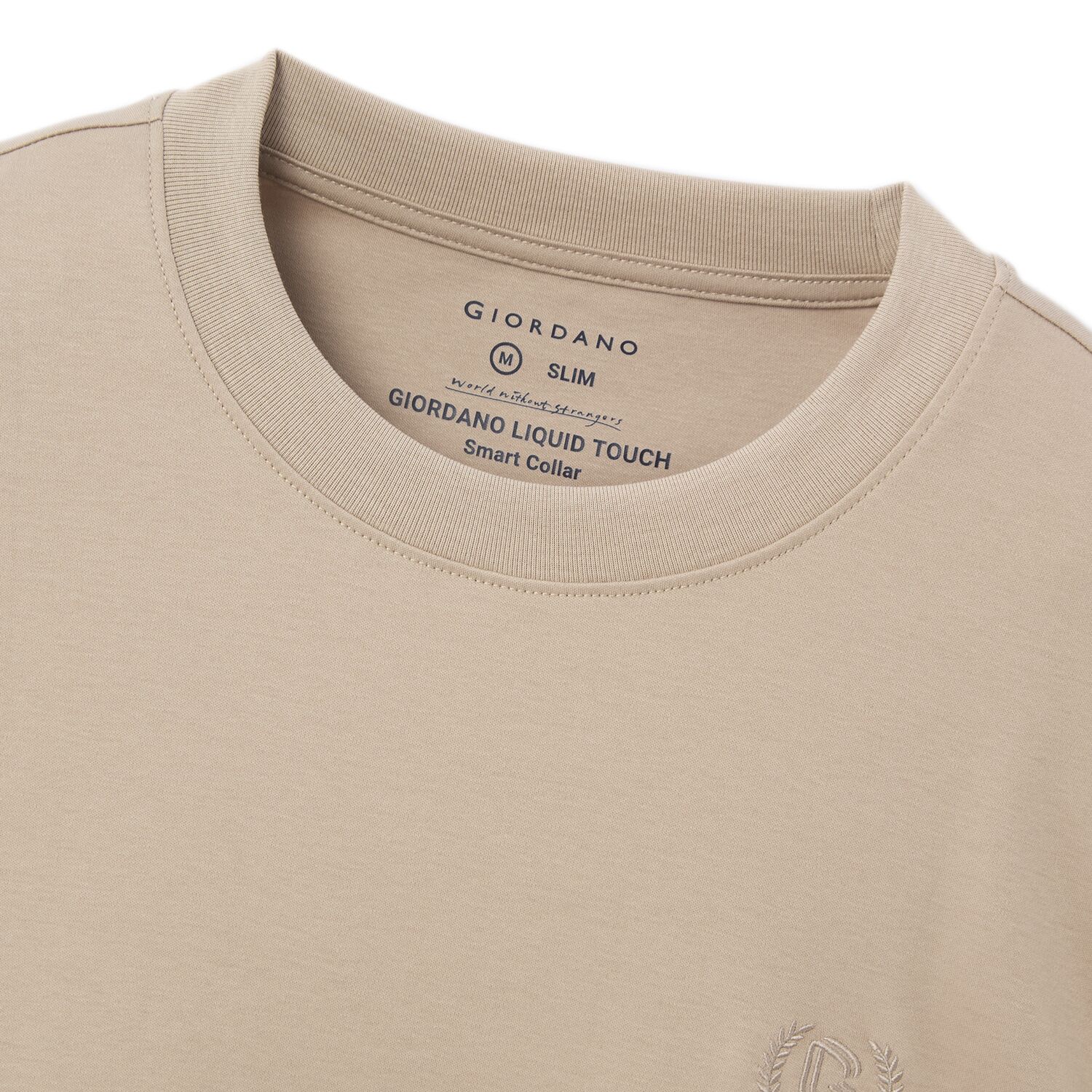 تي شيرت رجالي ضيق بلمسة سائلة ذكية