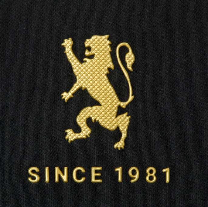 تي شيرت قطني جيرسي بطبعة نحيفة وأكمام قصيرة ورقبة دائرية