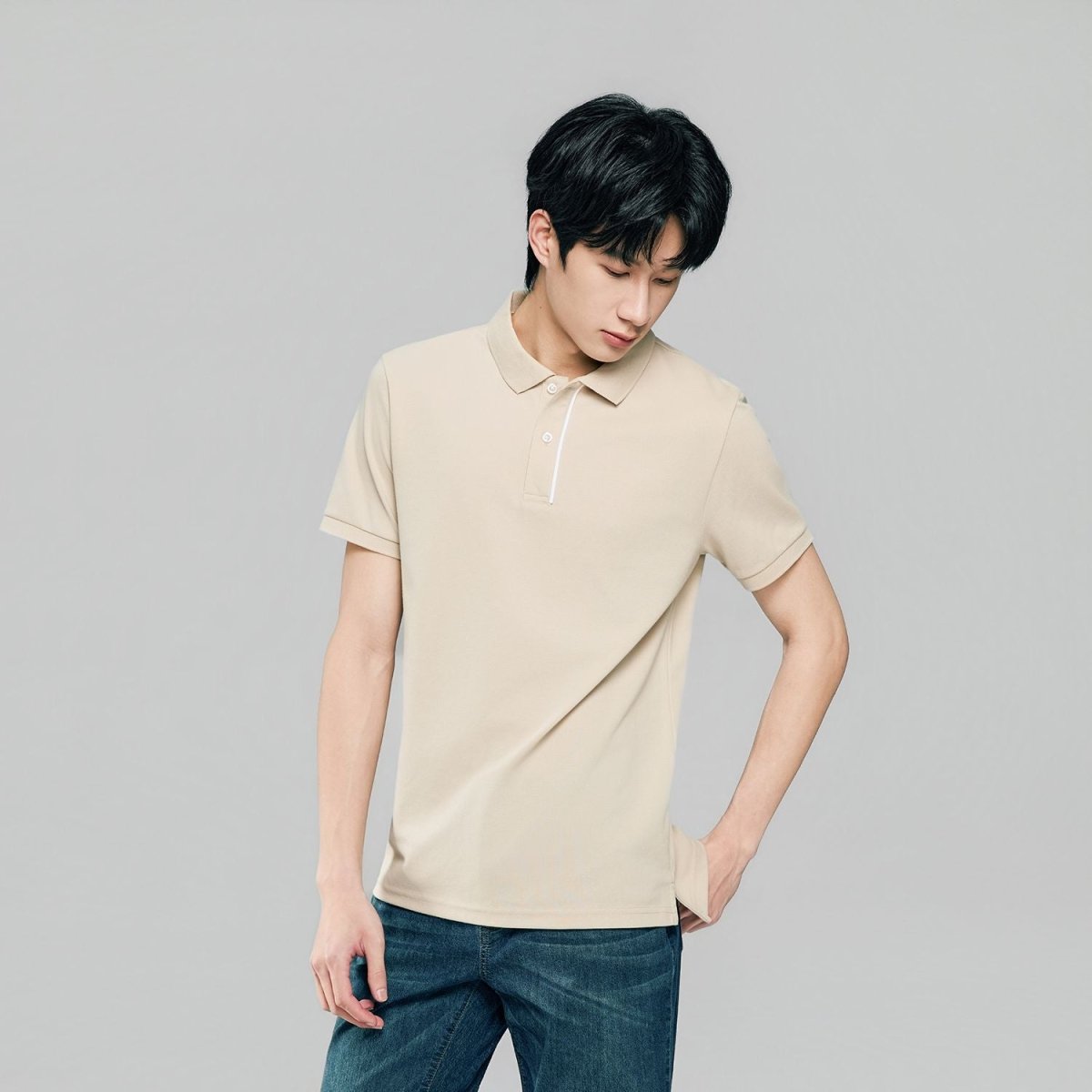 Men's Slim Fit Cool Touch Cotton Nylon Pique Flat Knit Collar Solid Polo