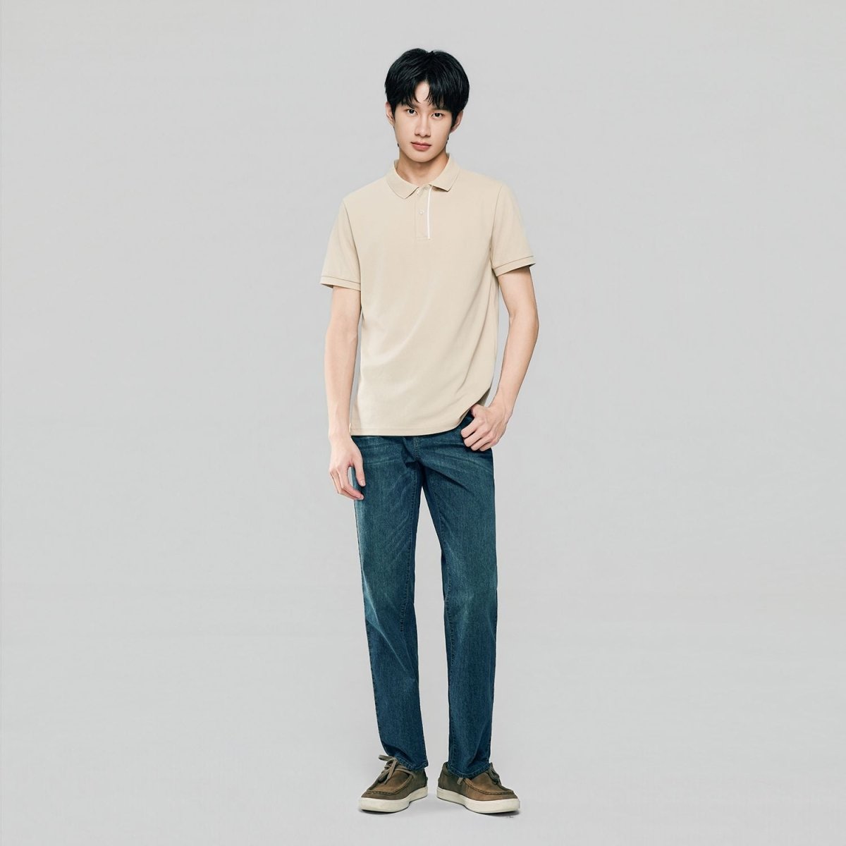 Men's Slim Fit Cool Touch Cotton Nylon Pique Flat Knit Collar Solid Polo