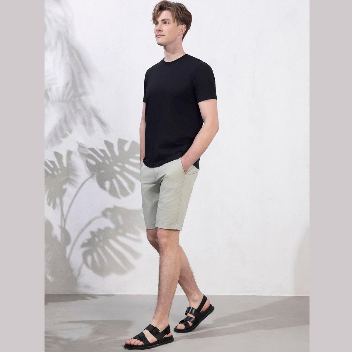 Men's Giordano Cotton Crewneck Slim Fit Tee - Short Sleeve