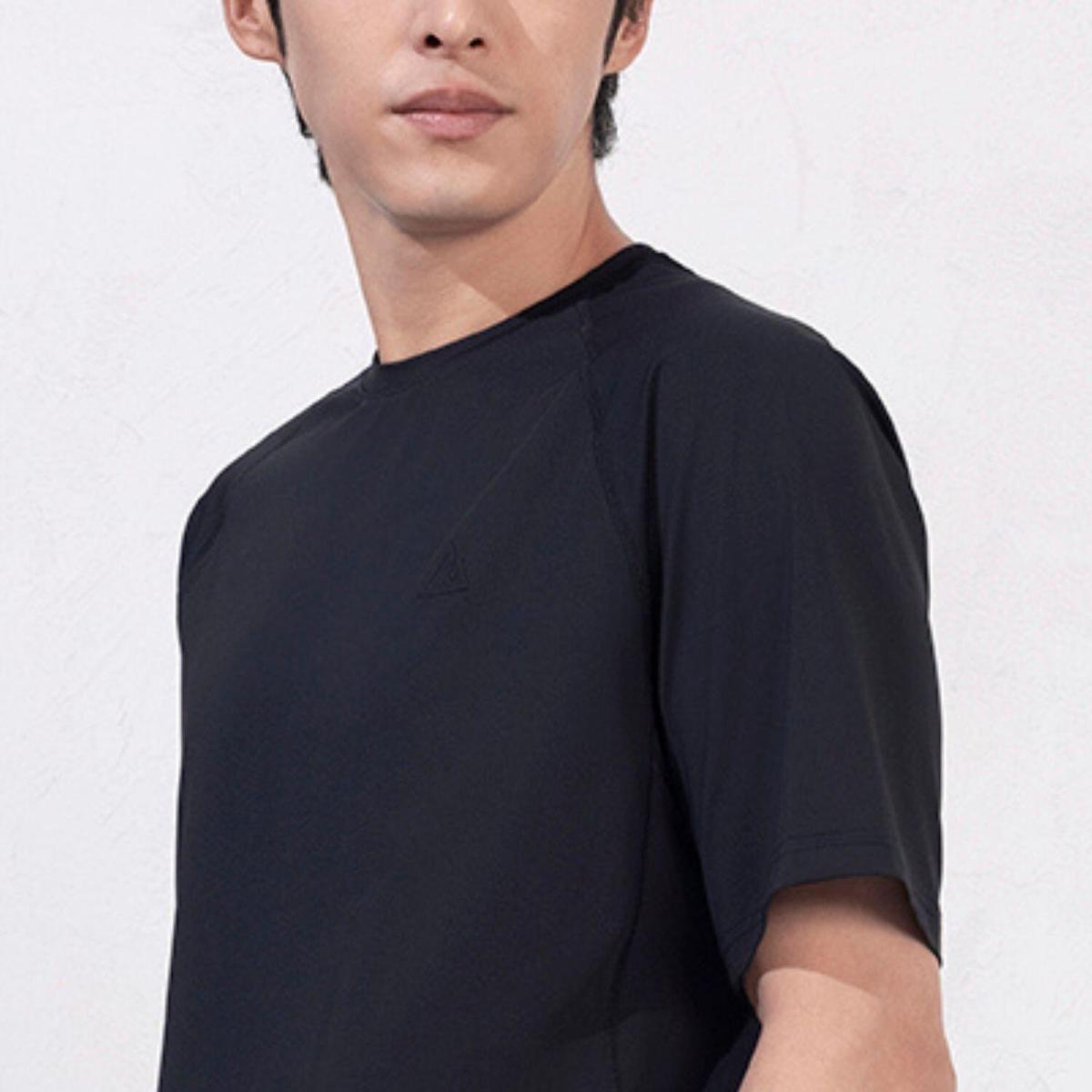 Men's Active Fit Color Block Tee