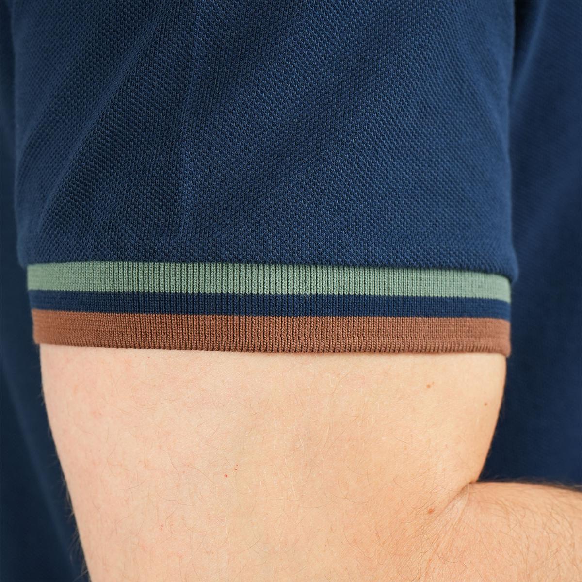 Men's Performance Slim Fit Lion Embroidery Solid Polo