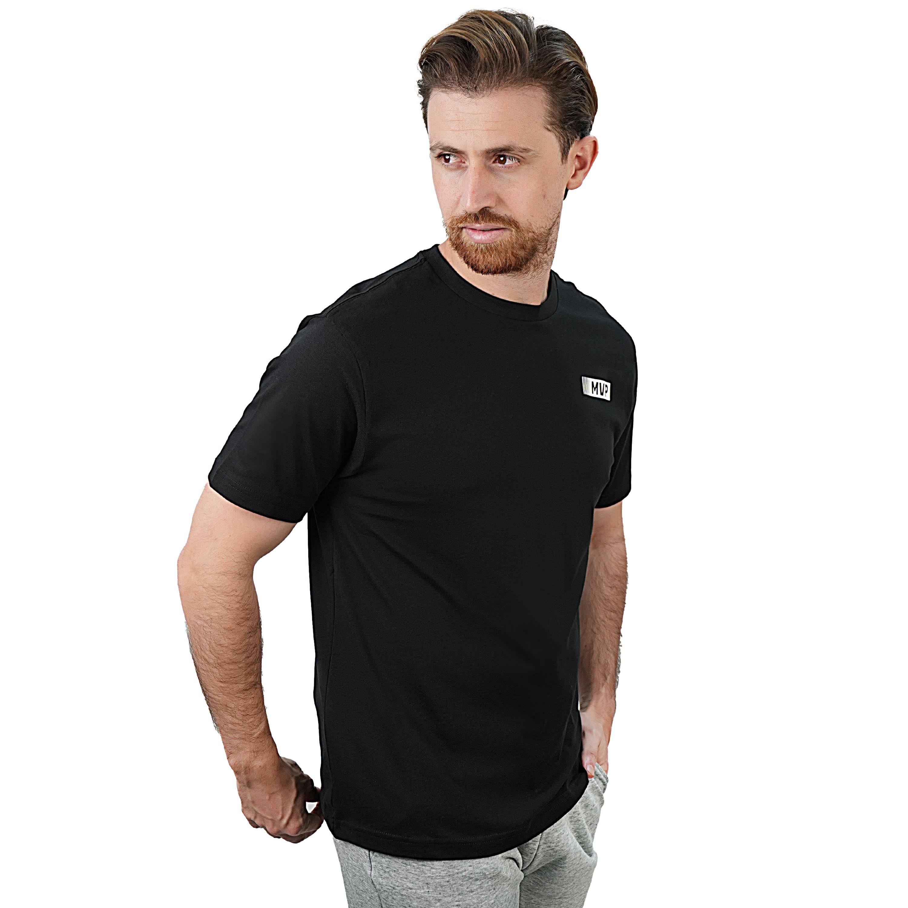 تي شيرت رجالي من القطن بقصة ضيقة ومطبوع عليه رسالة