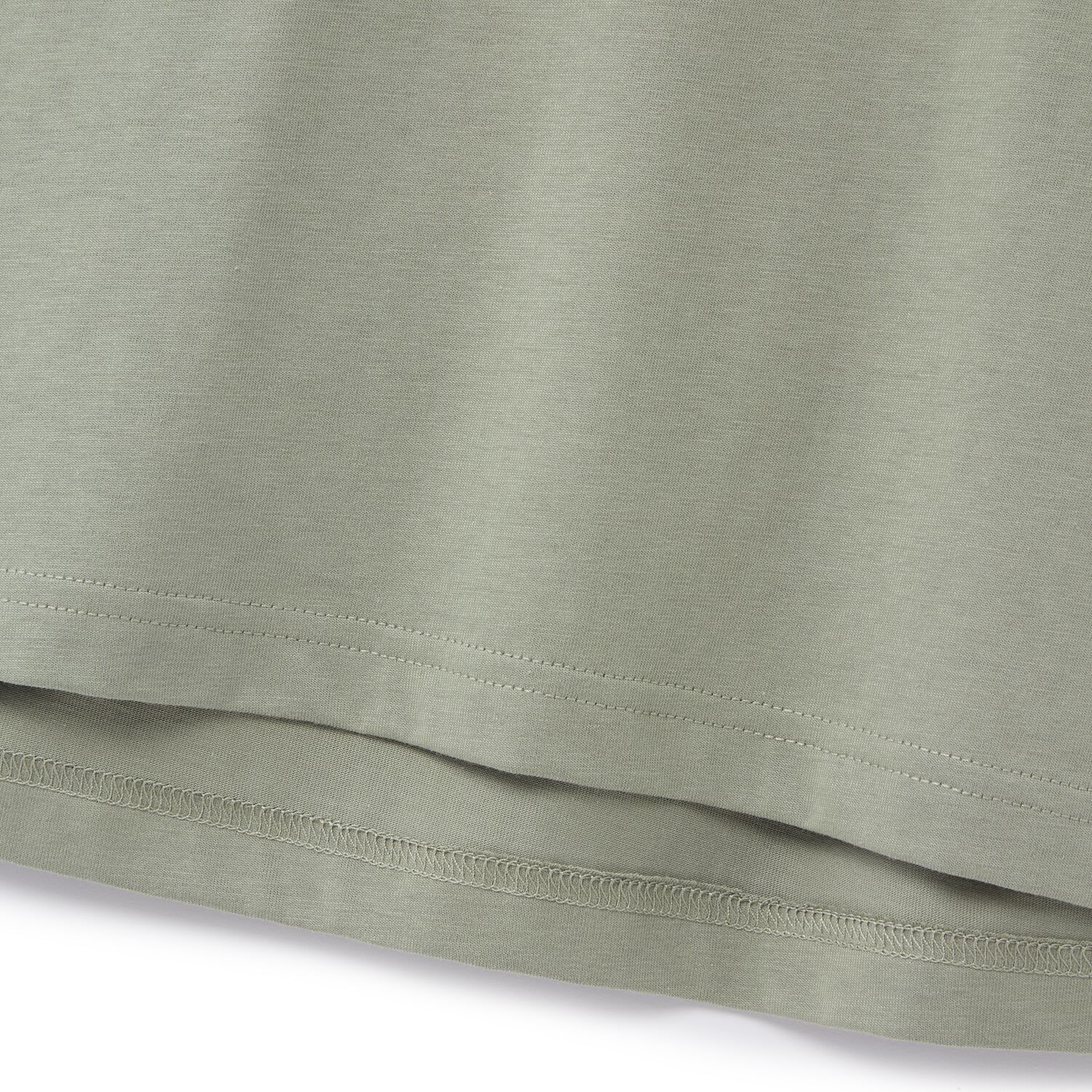 تي شيرت رجالي من القطن بقصة ضيقة ومطبوع عليه رسالة