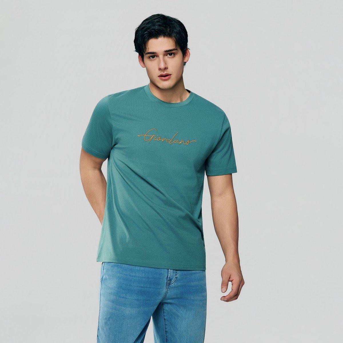 Men’s Slim Fit Cotton Signature Print Tee