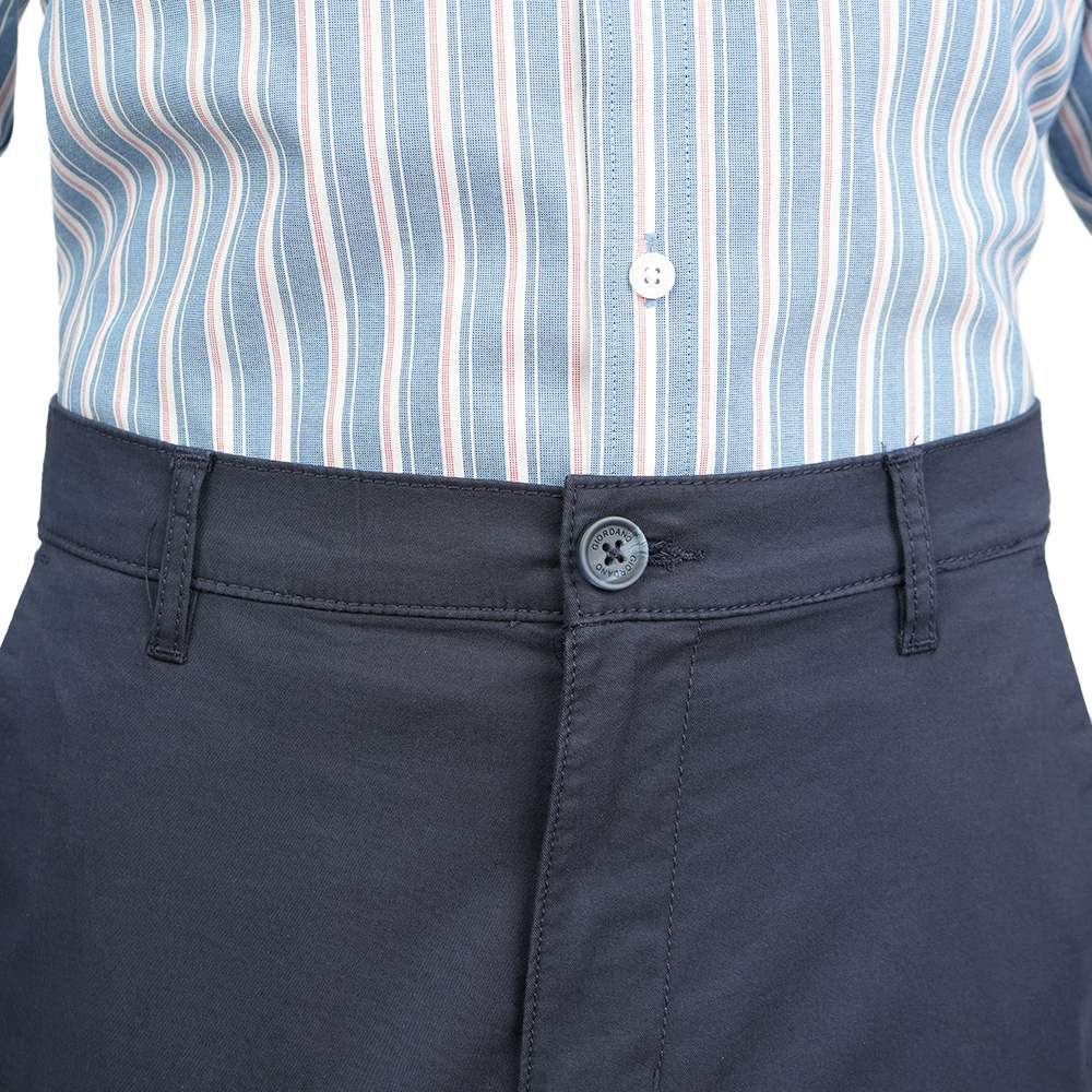 Men's Twill Low Rise Slim Taper Khaki Pant
