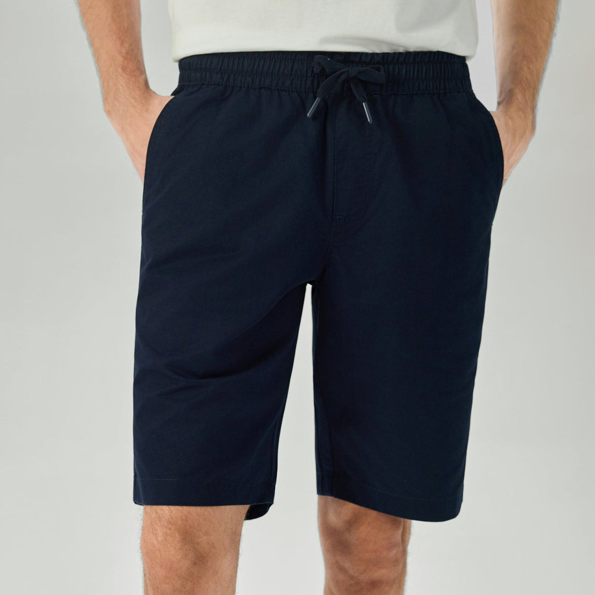 Men's Slim Fit Elastic Waist Bermuda Cotton Twill Mid Rise