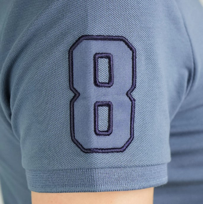 قميص بولو نابليون مطرز بقصّة Slim Fit للنساء