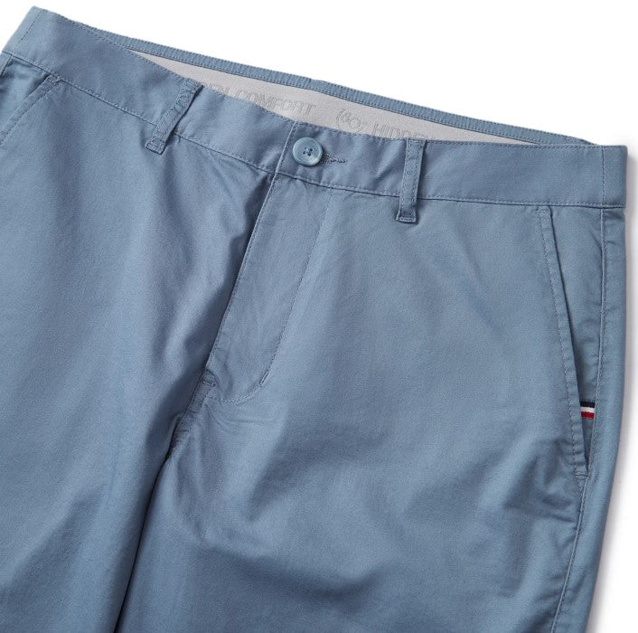 Man's Shorts Cotton/Spindex Twill Low Rise Slim Triple Bermuda