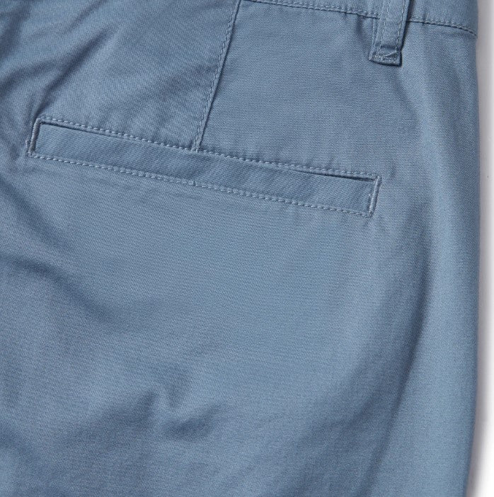 Man's Shorts Cotton/Spindex Twill Low Rise Slim Triple Bermuda