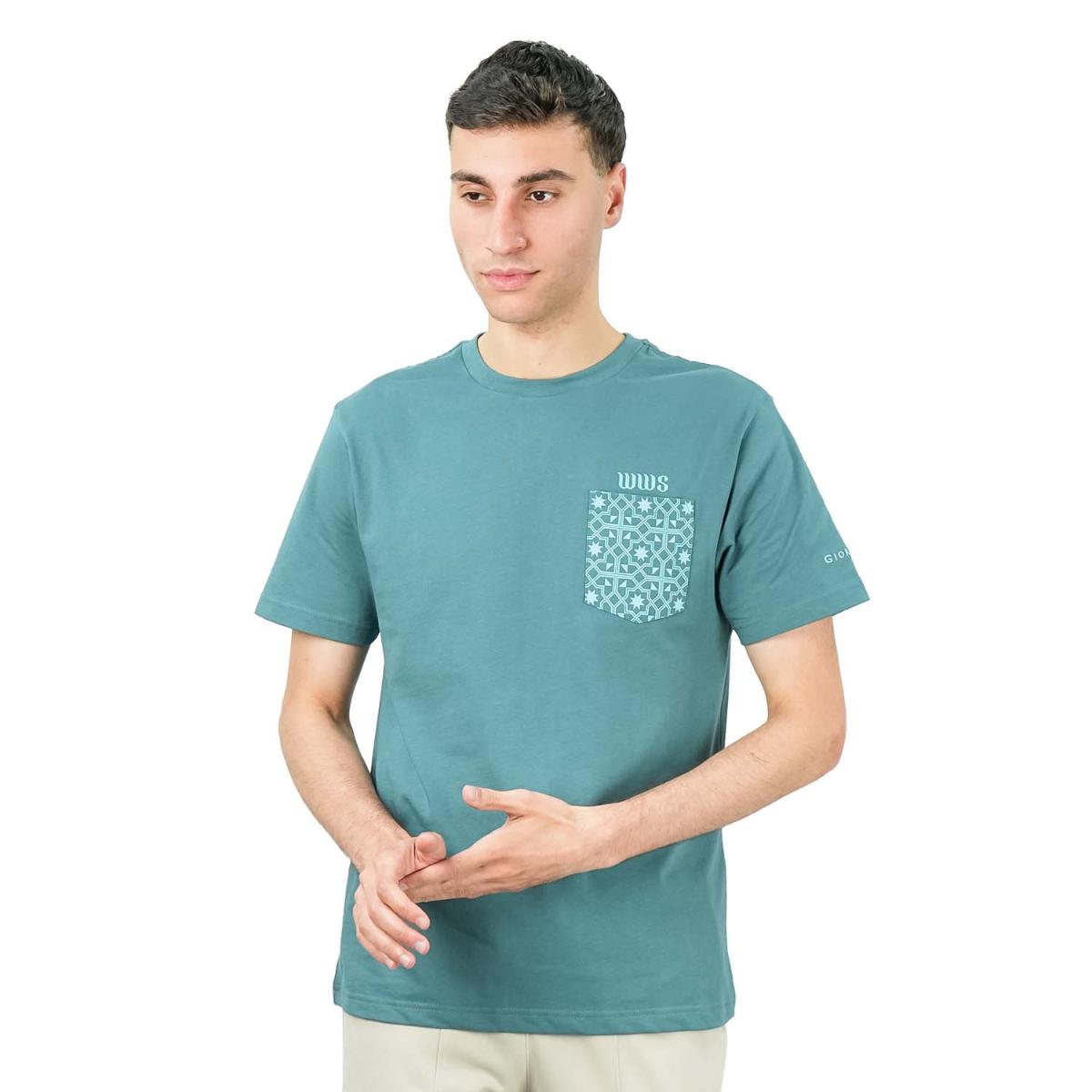 تي شيرت رجالي مطبوع عليه عبارة "عالم بلا غرباء" - قصة ضيقة، رقبة دائرية، قطن