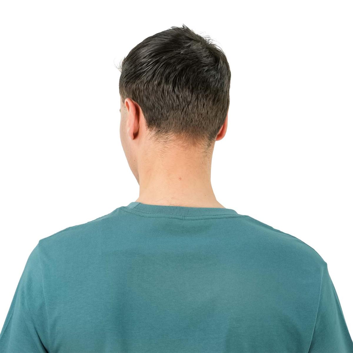 تي شيرت رجالي مطبوع عليه عبارة "عالم بلا غرباء" - قصة ضيقة، رقبة دائرية، قطن