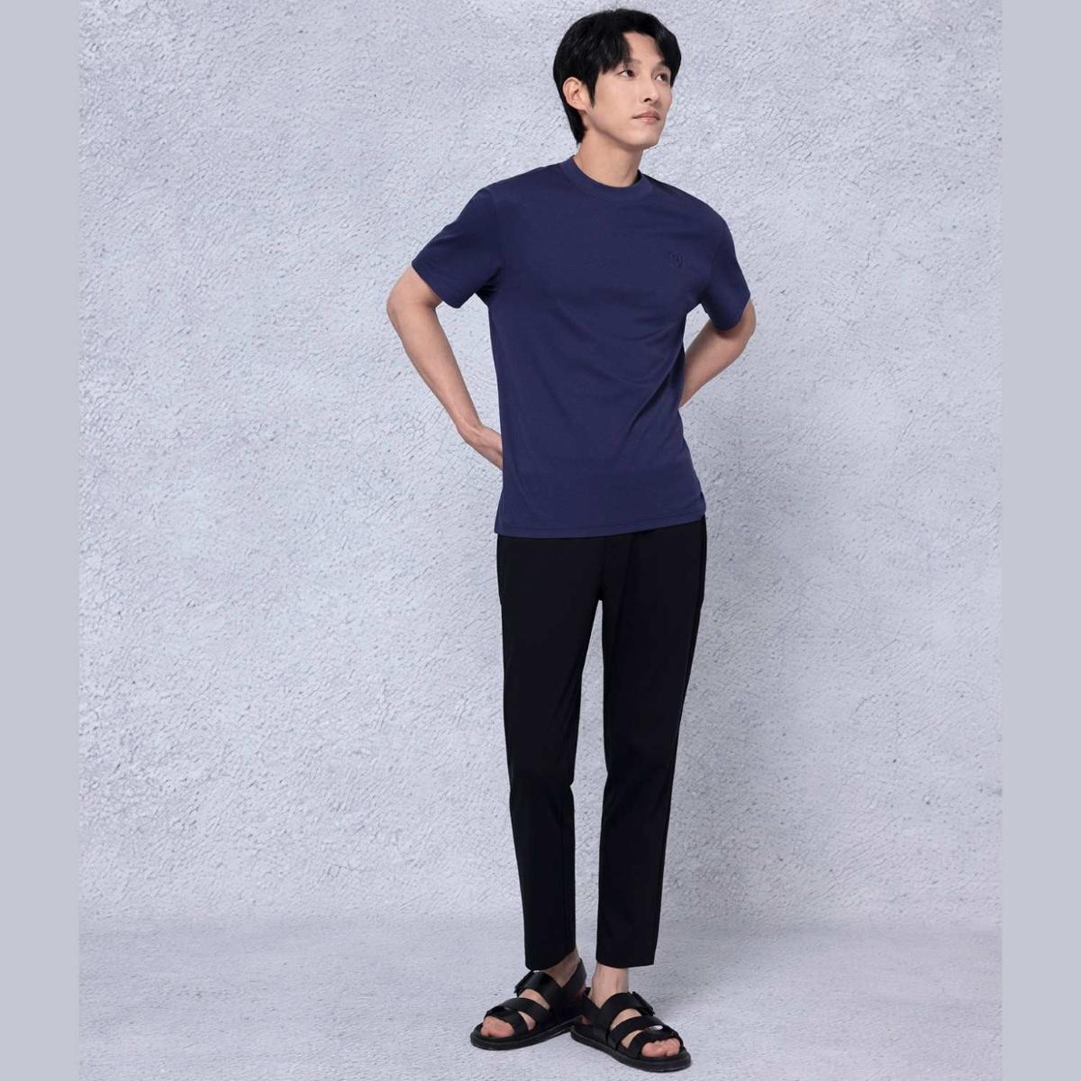 Men's Slim Fit Liquid Touch Smart Collar Tee