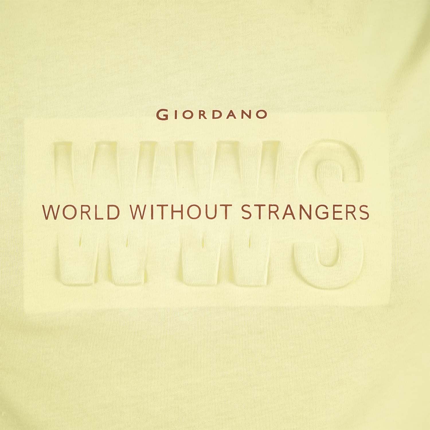 تي شيرت رجالي مطبوع عليه عبارة "عالم بلا غرباء" - قصة ضيقة، رقبة دائرية، قطن