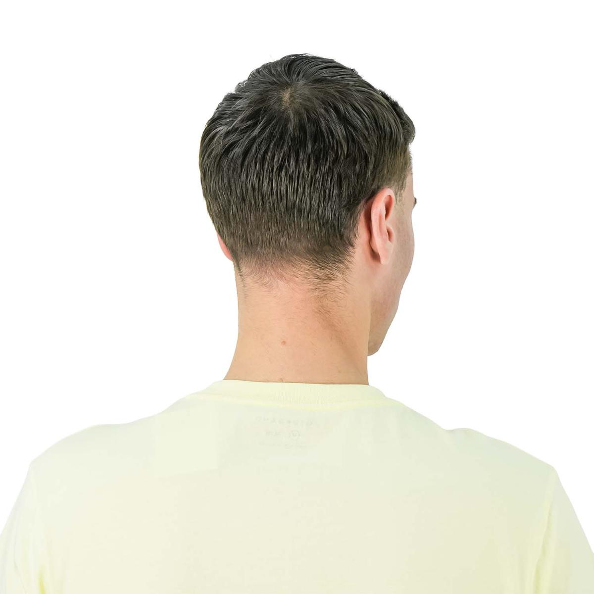 تي شيرت رجالي مطبوع عليه عبارة "عالم بلا غرباء" - قصة ضيقة، رقبة دائرية، قطن