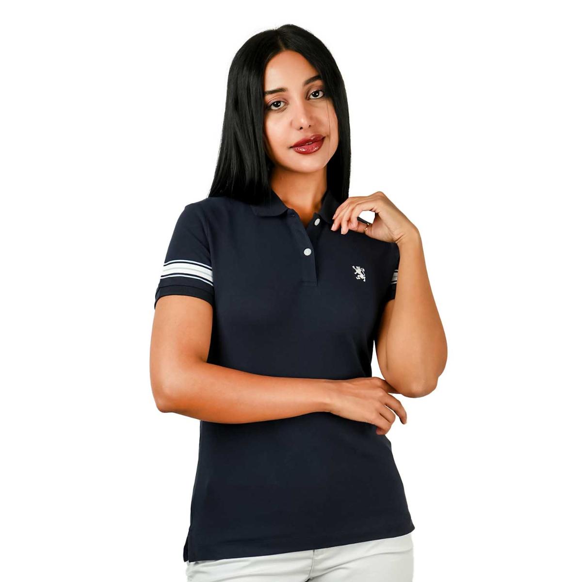 قميص بولو نسائي من القطن بيكيه مطرز بجرأة - قصة ضيقة، وأكمام قصيرة