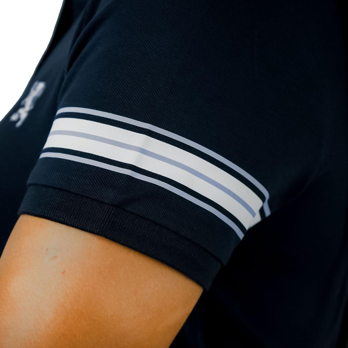 قميص بولو نسائي من القطن بيكيه مطرز بجرأة - قصة ضيقة، وأكمام قصيرة