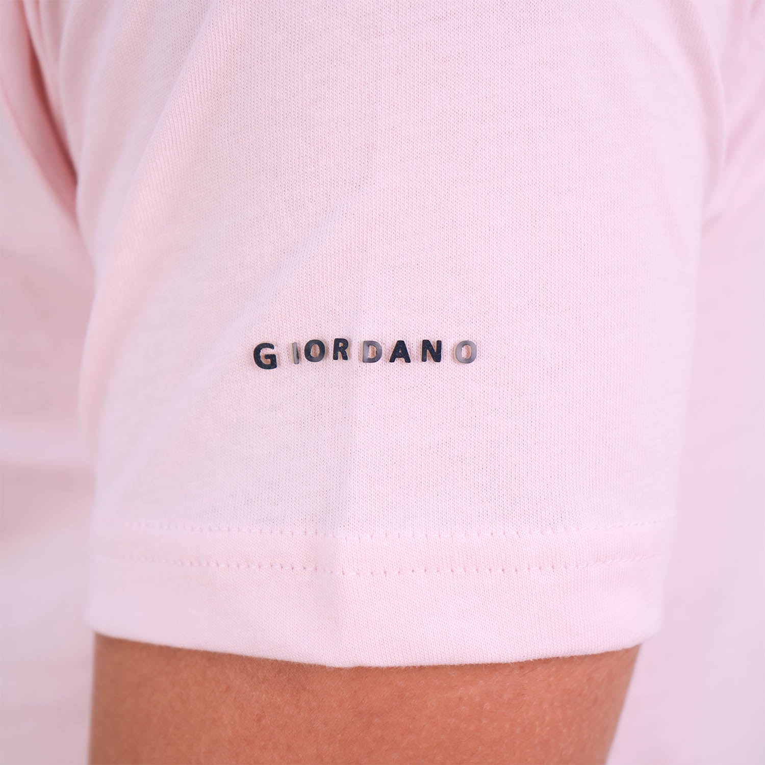 Men's Giordano Cotton Crewneck Slim Fit Tee - Short Sleeve