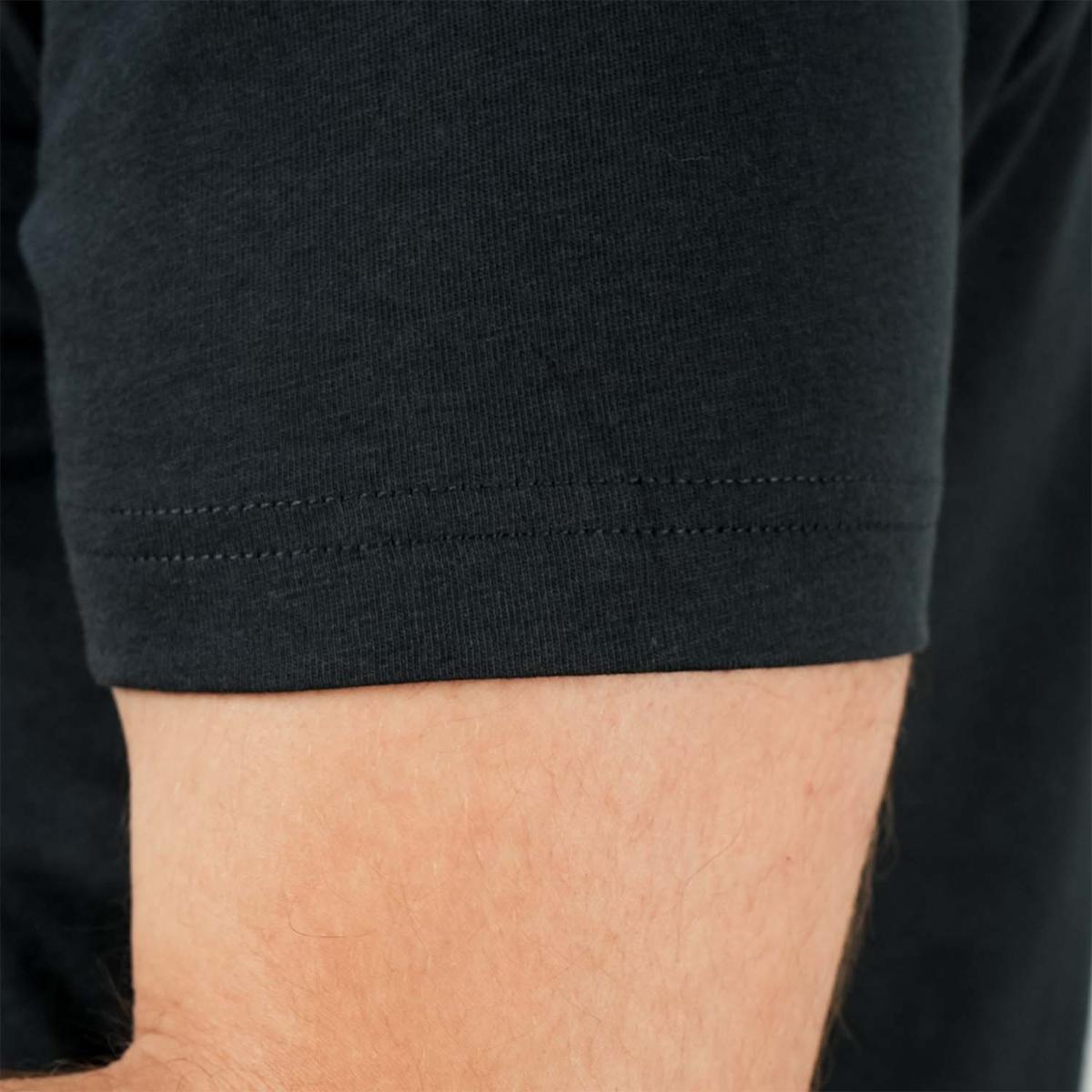 تي شيرت رجالي مطبوع عليه عبارة "عالم بلا غرباء" - قصة ضيقة، رقبة دائرية، قطن