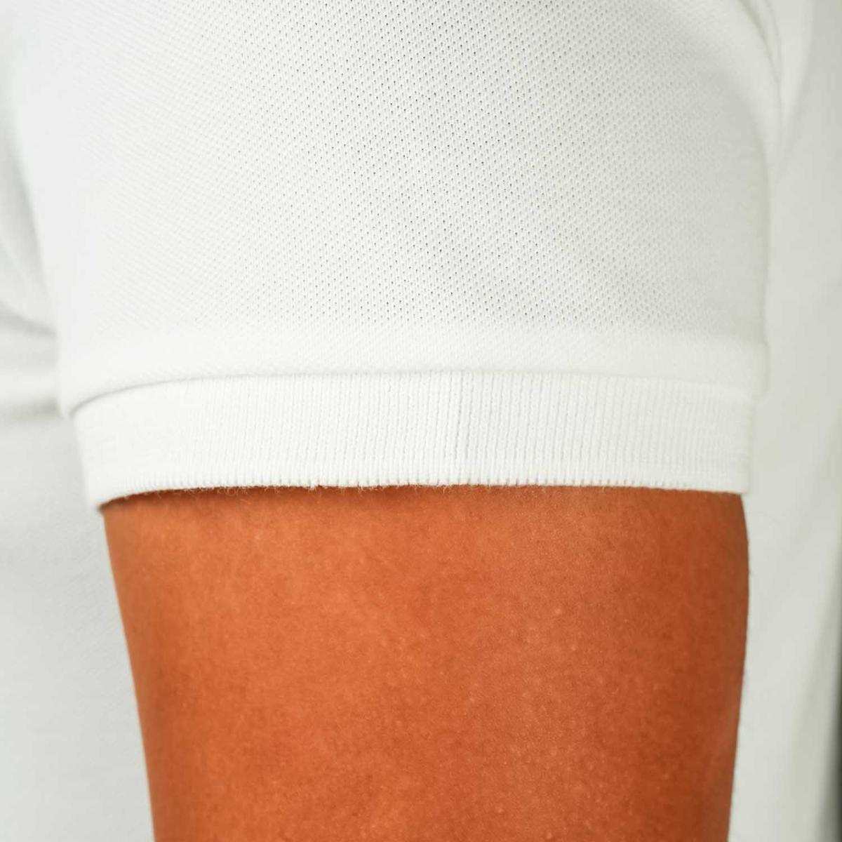 قميص بولو نسائي من القطن بيكيه مطرز بجرأة - قصة ضيقة، وأكمام قصيرة