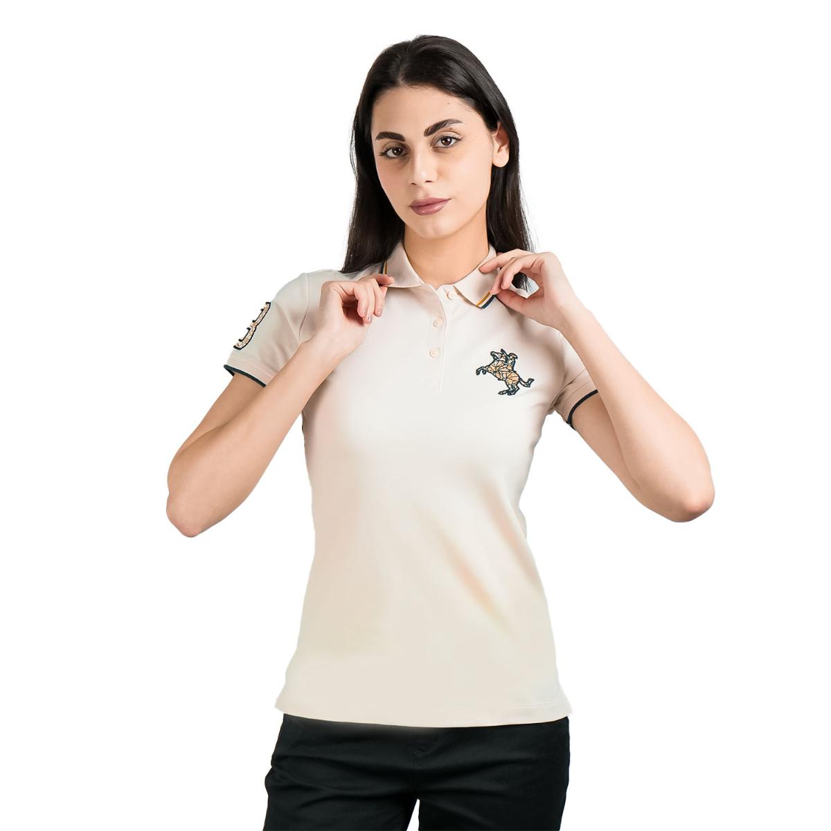 قميص بولو نابليون مطرز بقصّة Slim Fit للنساء