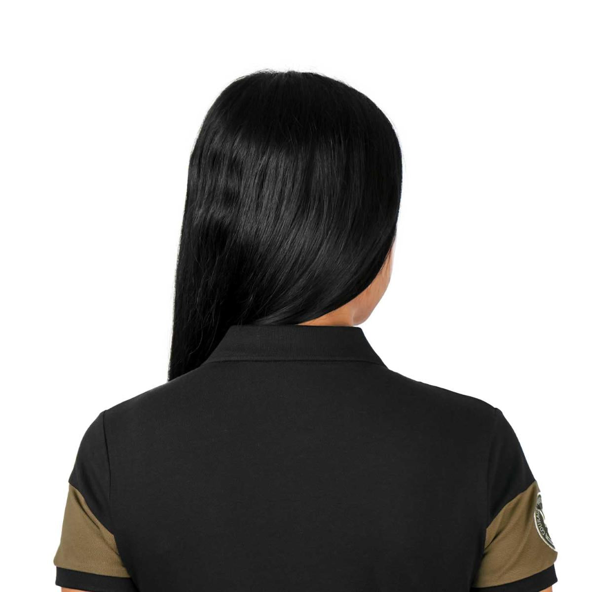 قميص بولو نسائي من القطن بيكيه مطرز بجرأة - قصة ضيقة، وأكمام قصيرة