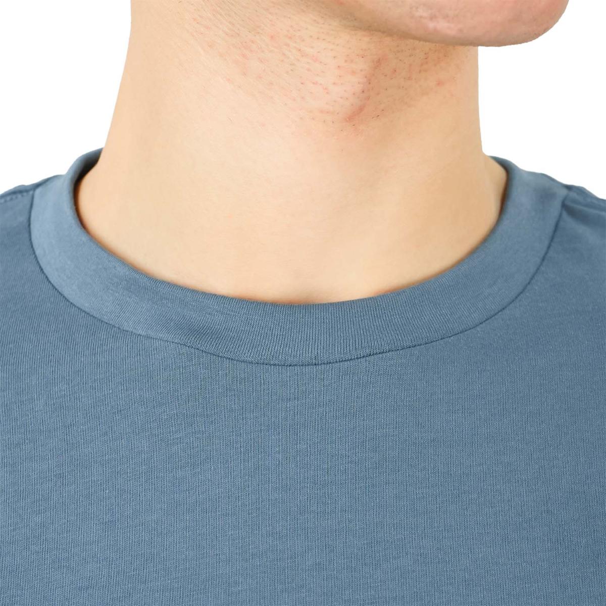 تي شيرت رجالي مطبوع عليه عبارة "عالم بلا غرباء" - قصة ضيقة، رقبة دائرية، قطن