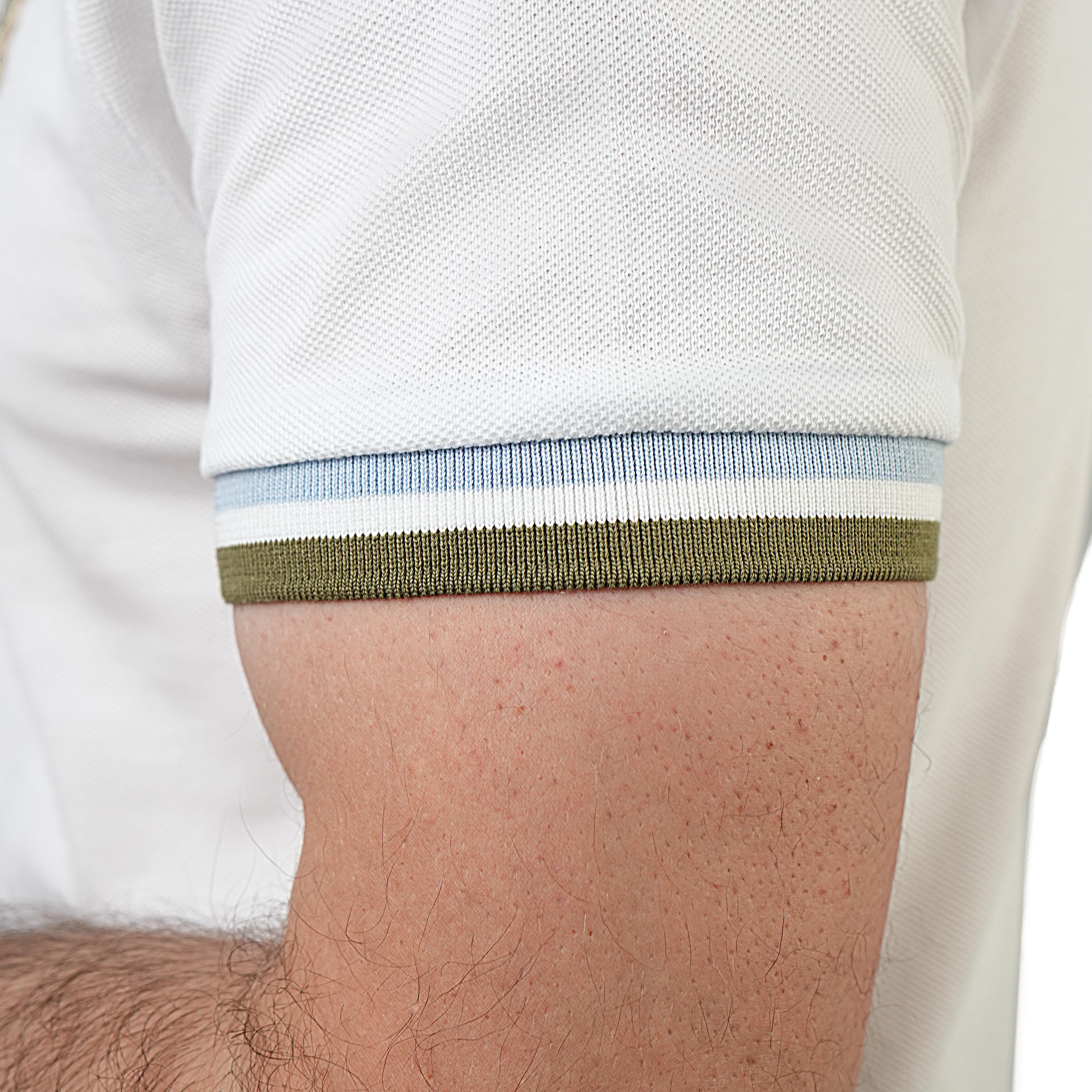 Men's Performance Polo: Classic Piqué, Tipped Collar, Embroidered Detail