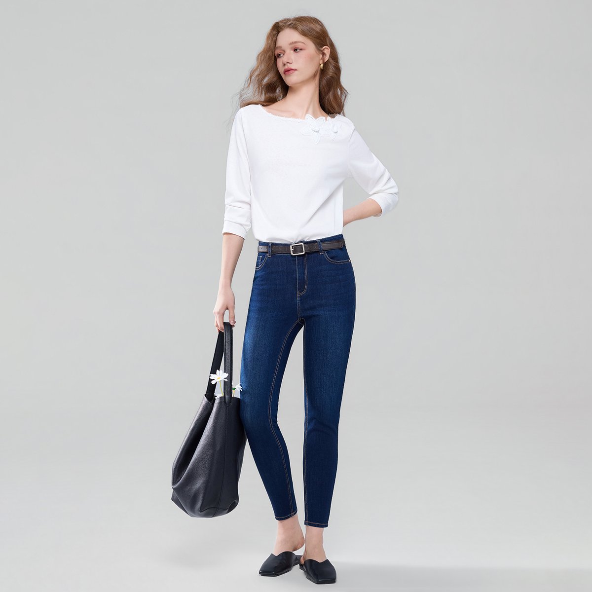 Women's Denim Slim Tapered Jeans