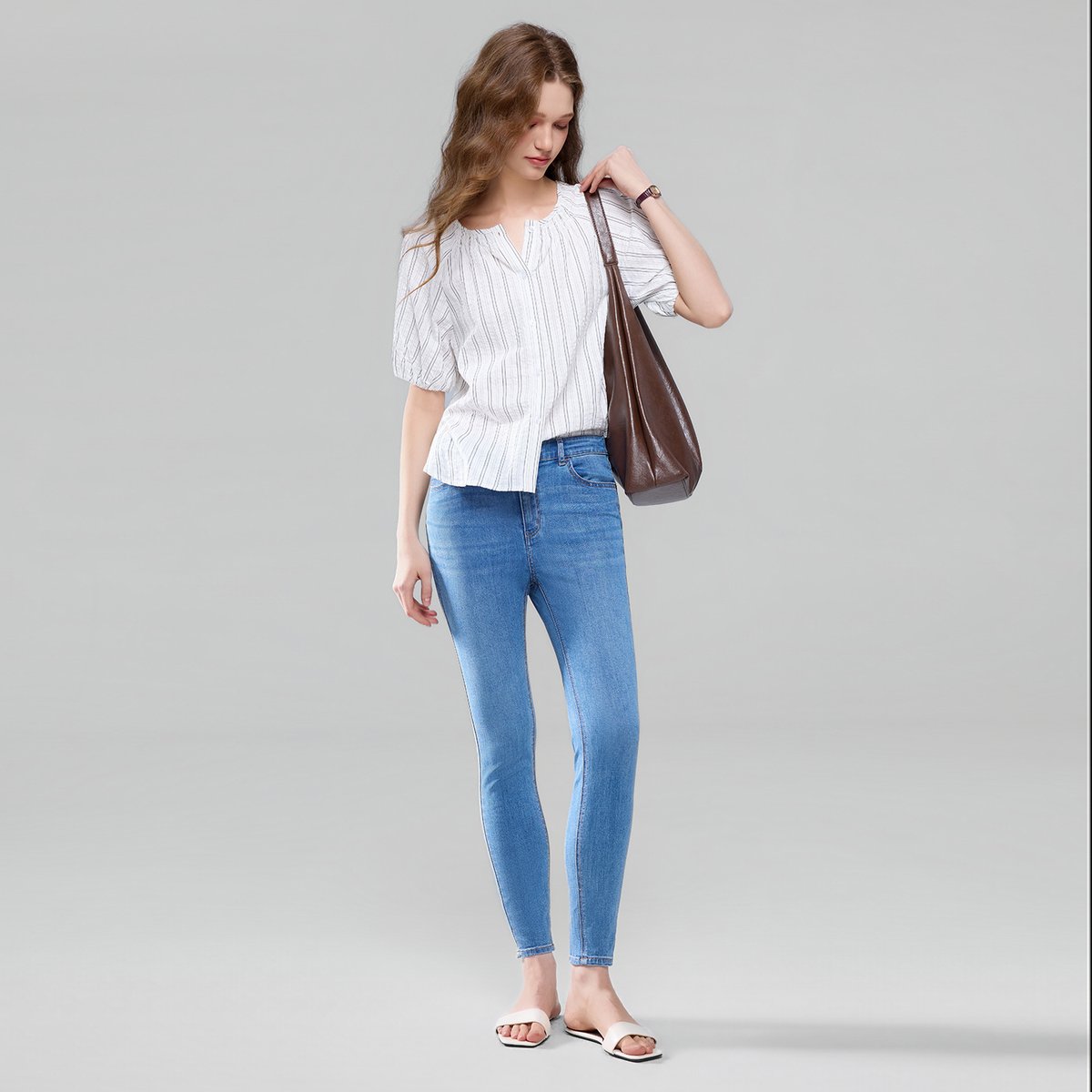Women's Denim Slim Tapered Jeans