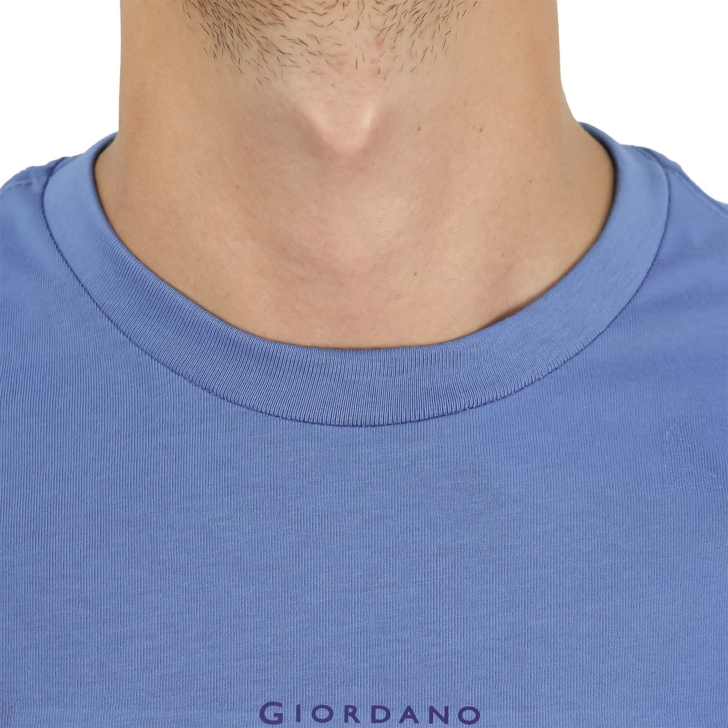 تي شيرت رجالي مطبوع عليه عبارة "عالم بلا غرباء" - قصة ضيقة، رقبة دائرية، قطن