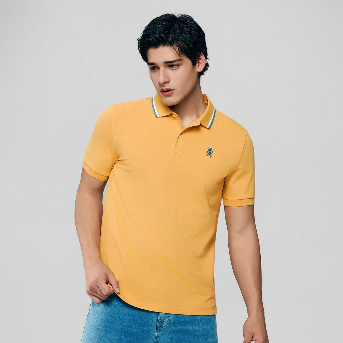 Men Slim Fit Cotton Lycra Pique Flat Knit Collar Embroidered Solid Polo