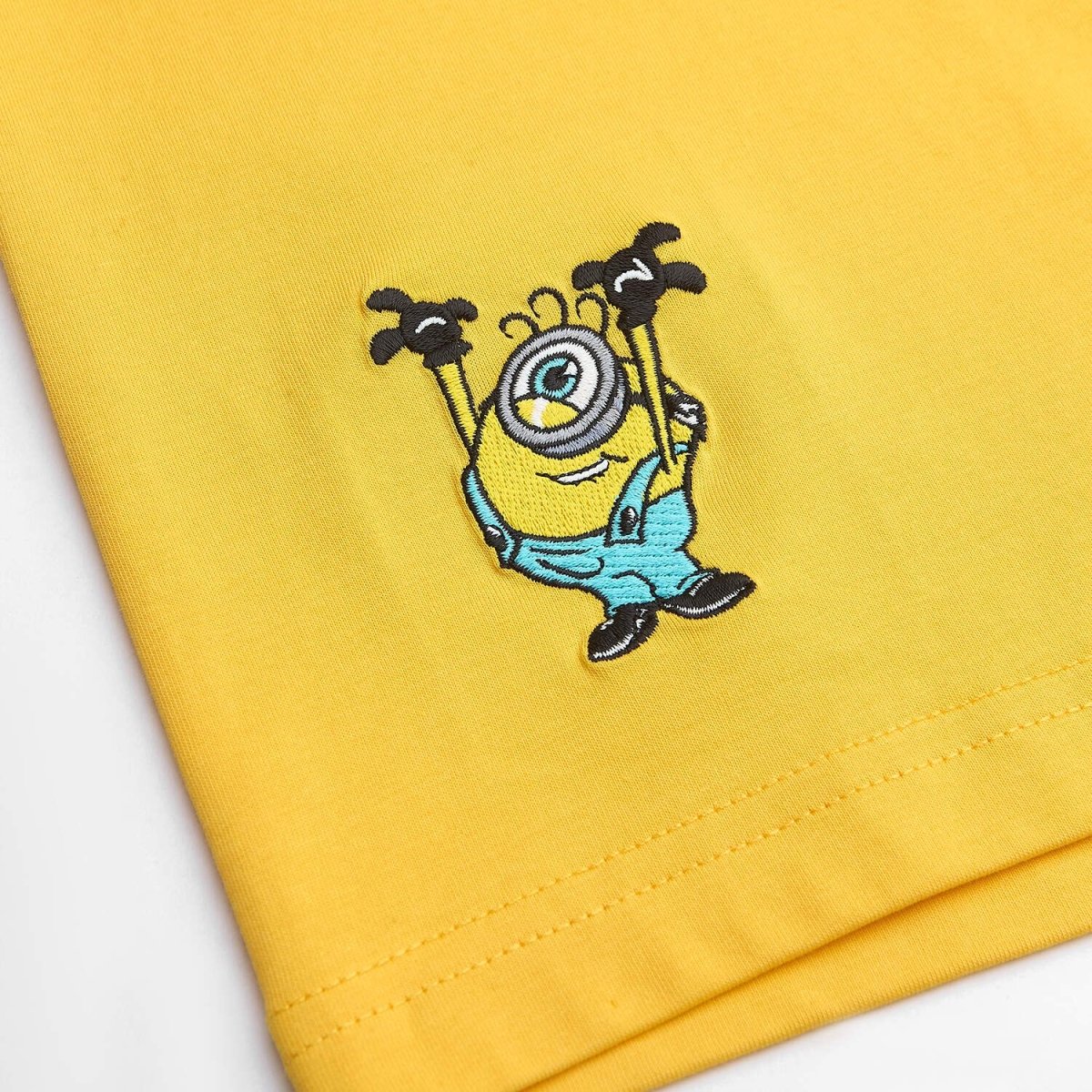 Men's Minions Bello Script Tee